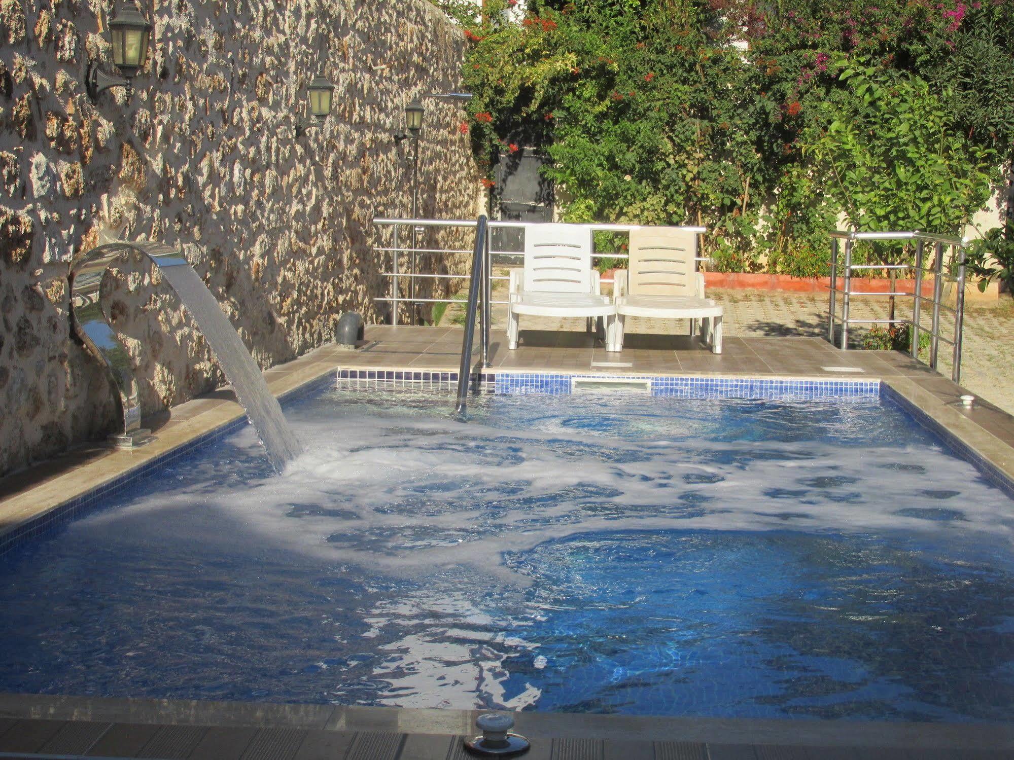 Sabah Pansiyon Antalya Extérieur photo