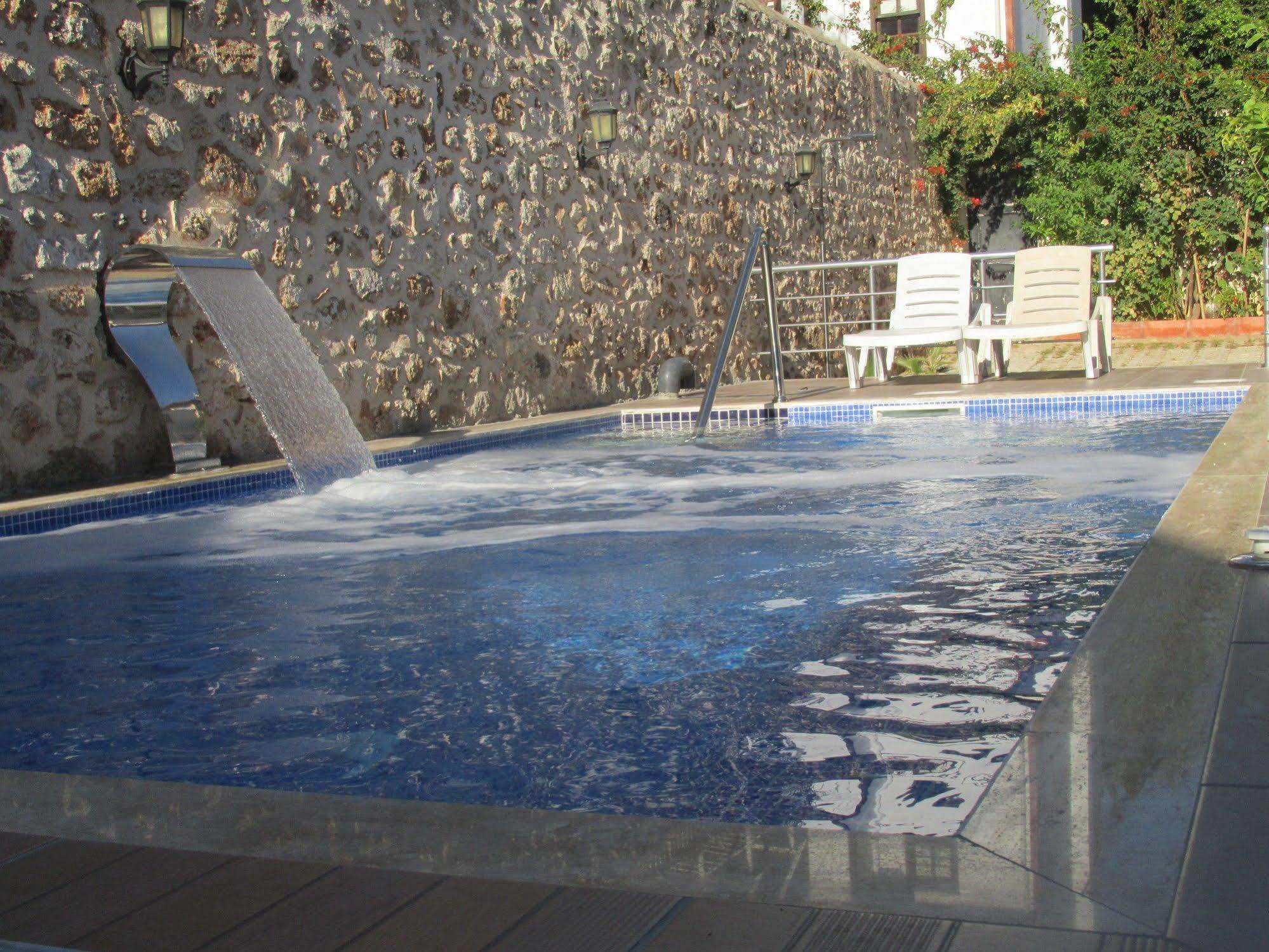 Sabah Pansiyon Antalya Extérieur photo