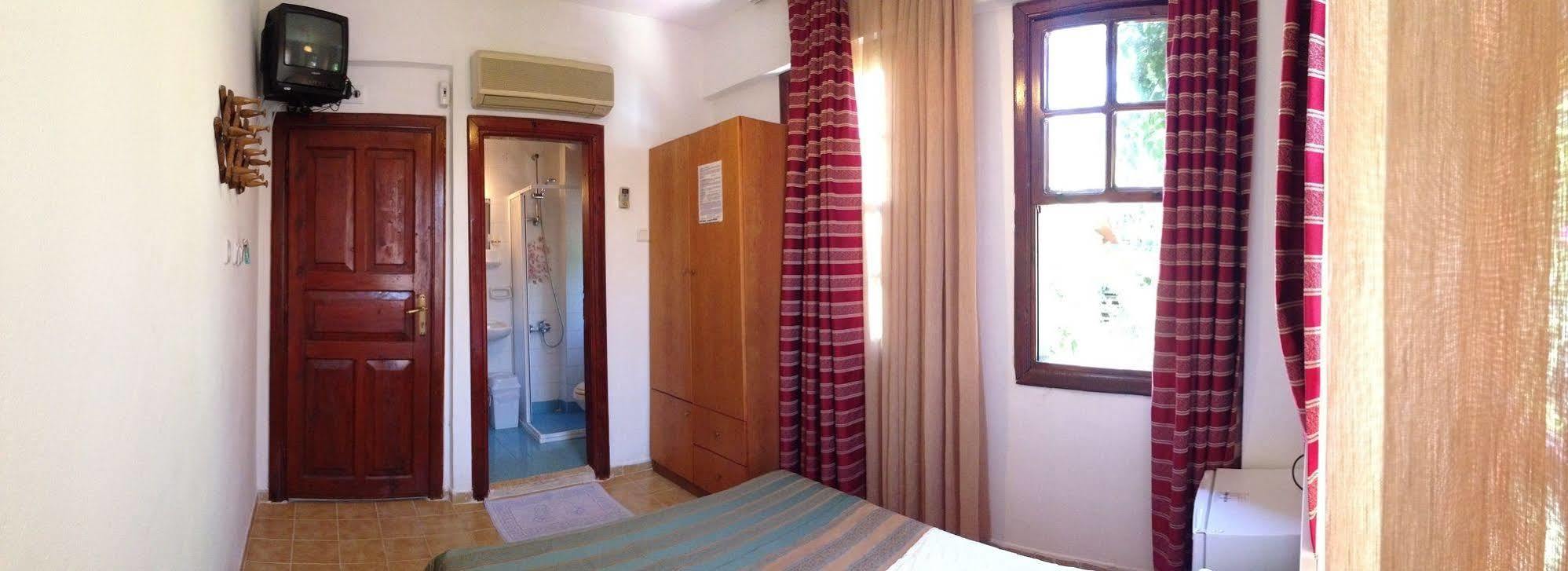 Sabah Pansiyon Antalya Extérieur photo